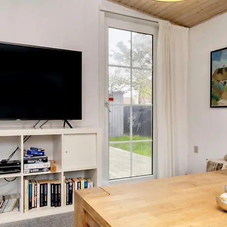 Spacious Holiday In L Kken With Open Terrace Vakantiehuis *