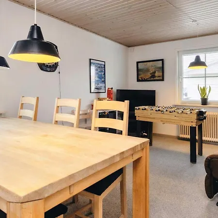 Vakantiehuis Spacious Holiday In L Kken With Open Terrace *